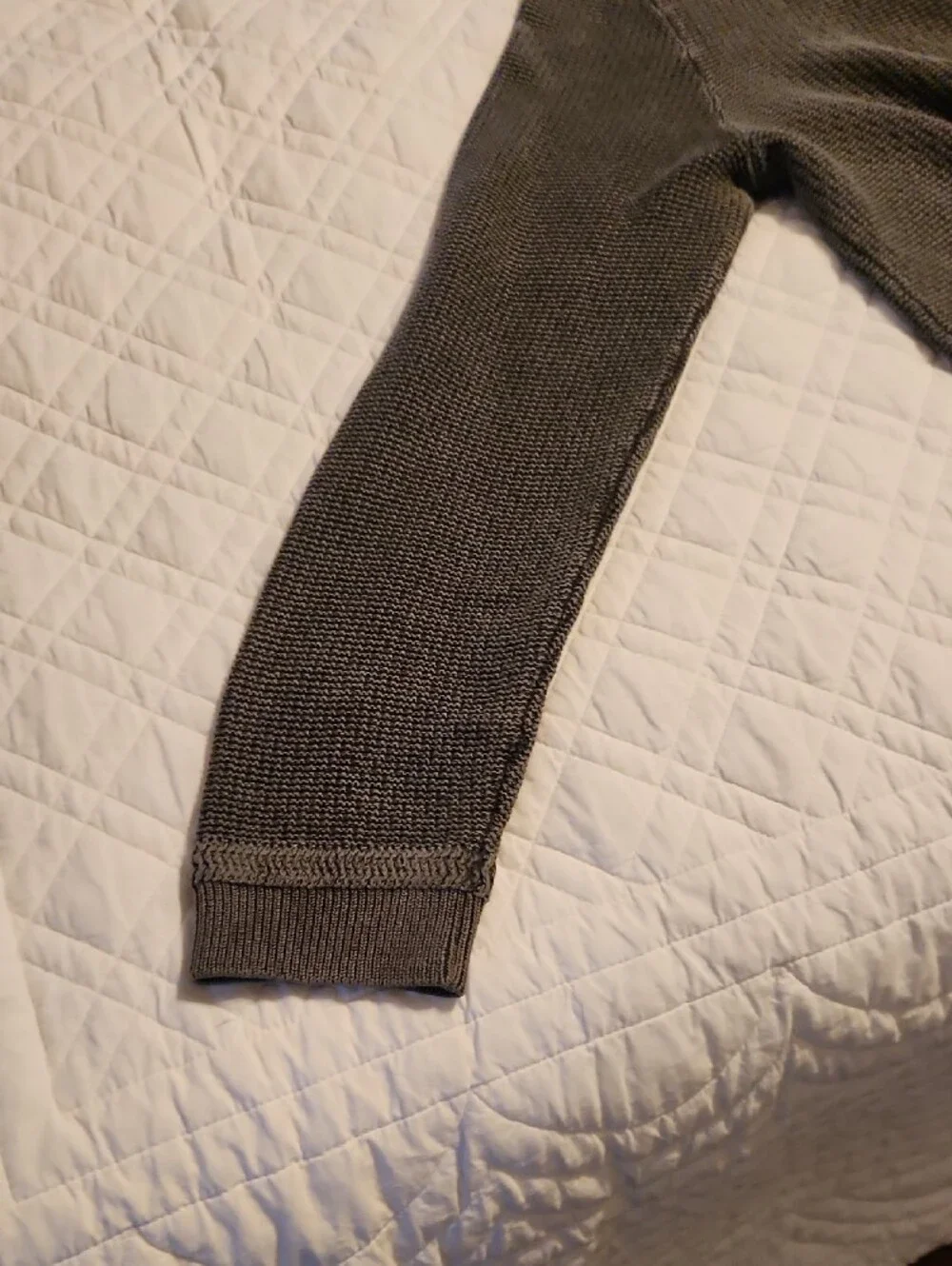 Carbon2Cobalt Men's  Quarter-Zip Knit Sweater, size XL